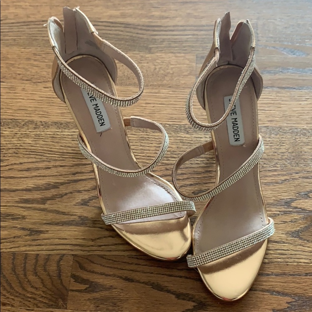 Steve Madden rose gold heels